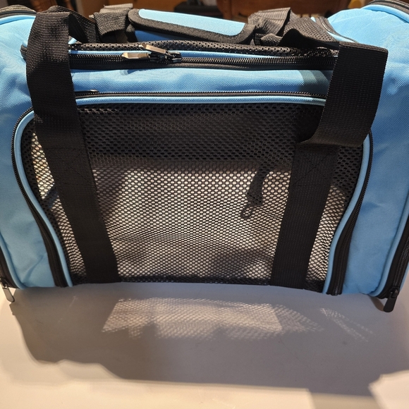 Source Unknown Blue Pet Carrier - Picture 5 of 5